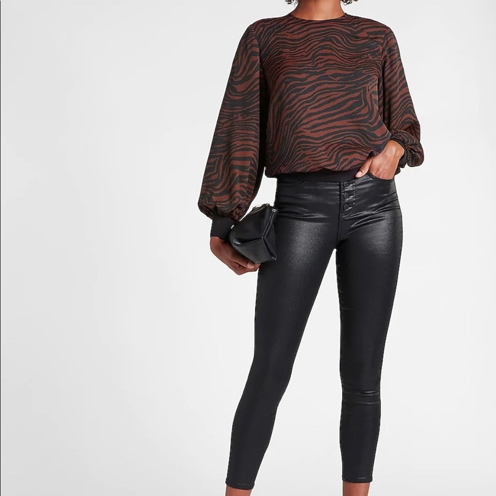 Express Zebra Print Strong Shoulder Blouse - Picture 3 of 3